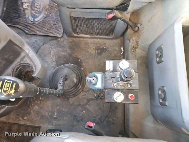 image for item EI8416 2014 Mack GU713 dump truck