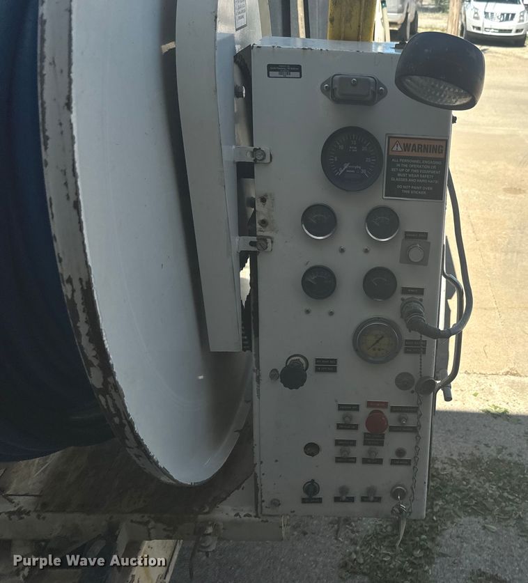 image for item EJ2699 2002 Sewer Equipment Co of America 747-FR2000 sewer jetter trailer