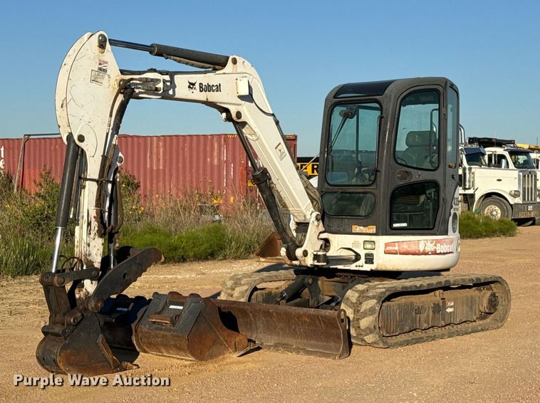 image for item EJ3064 2009 Bobcat 435H mini excavator