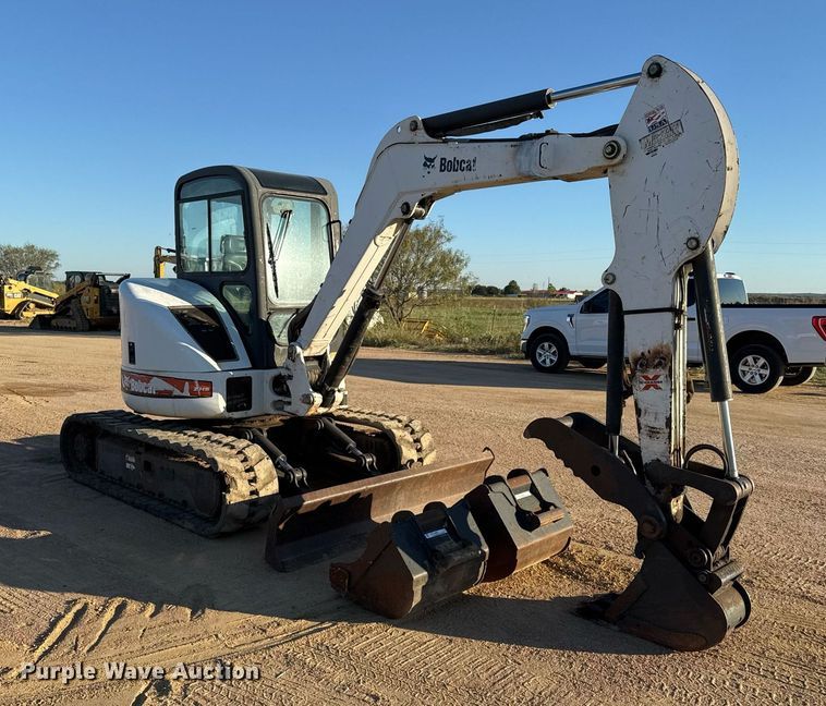 image for item EJ3064 2009 Bobcat 435H mini excavator