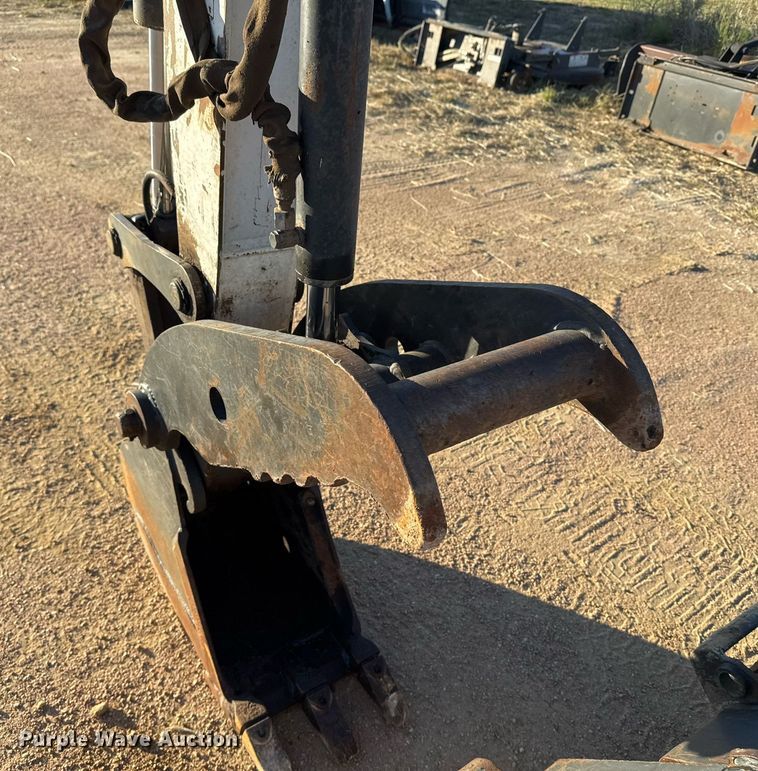 image for item EJ3064 2009 Bobcat 435H mini excavator