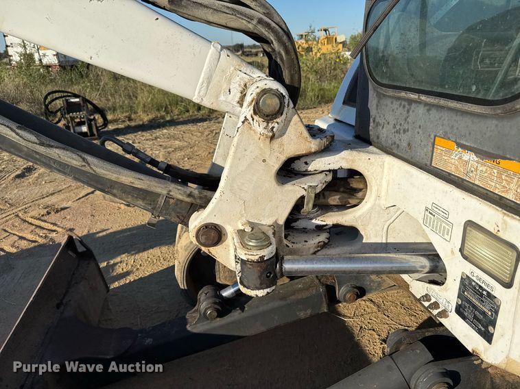 image for item EJ3064 2009 Bobcat 435H mini excavator