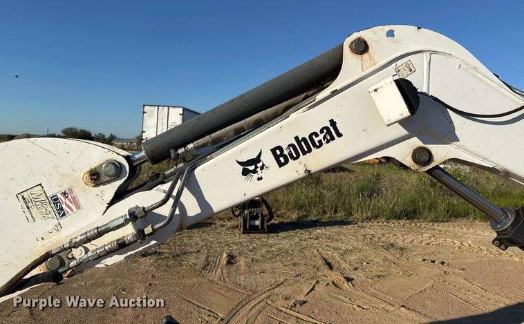 image for item EJ3064 2009 Bobcat 435H mini excavator