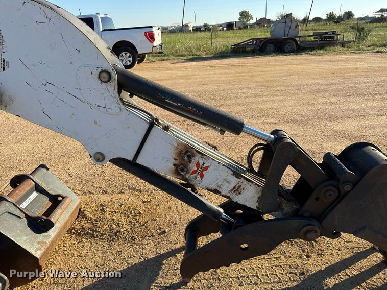 image for item EJ3064 2009 Bobcat 435H mini excavator