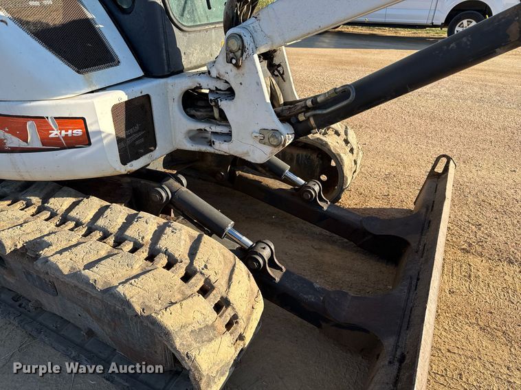 image for item EJ3064 2009 Bobcat 435H mini excavator