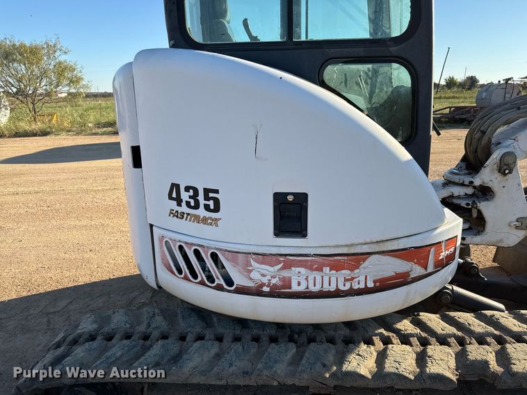 image for item EJ3064 2009 Bobcat 435H mini excavator