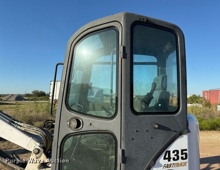 image for item EJ3064 2009 Bobcat 435H mini excavator