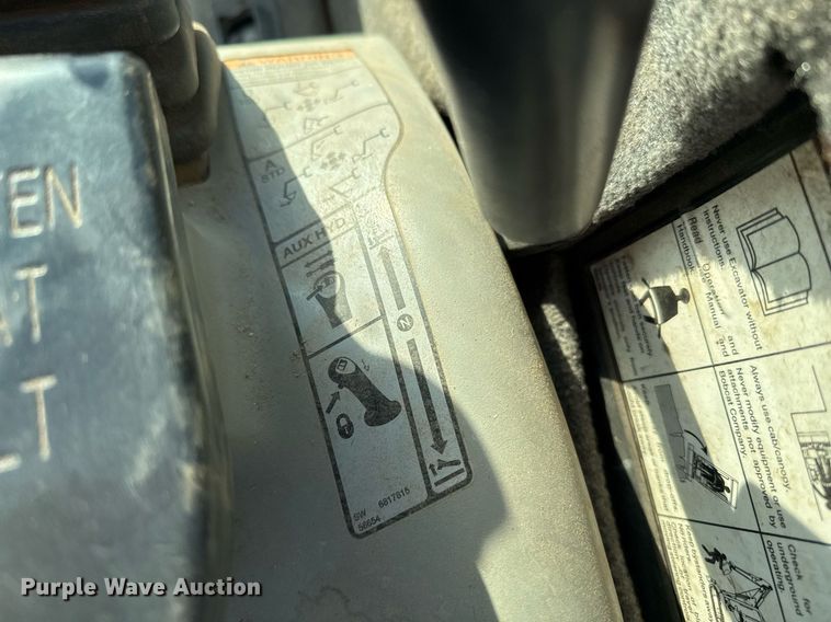 image for item EJ3064 2009 Bobcat 435H mini excavator