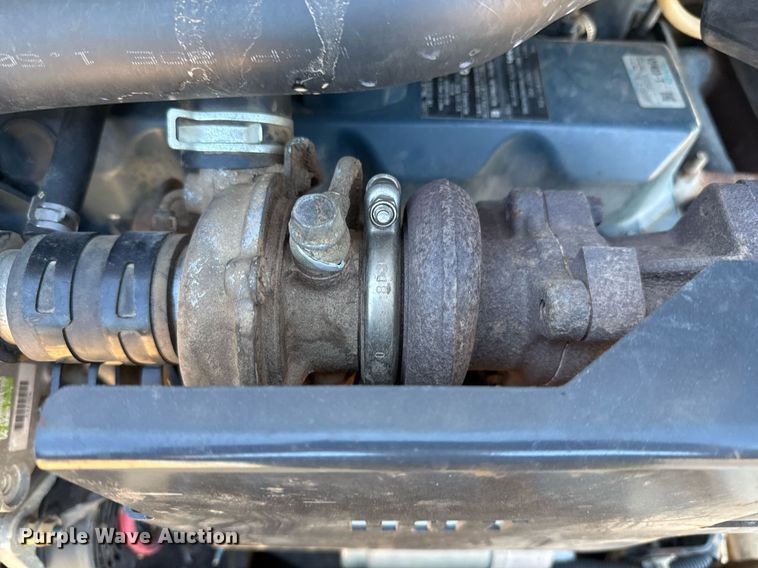 image for item EJ3064 2009 Bobcat 435H mini excavator