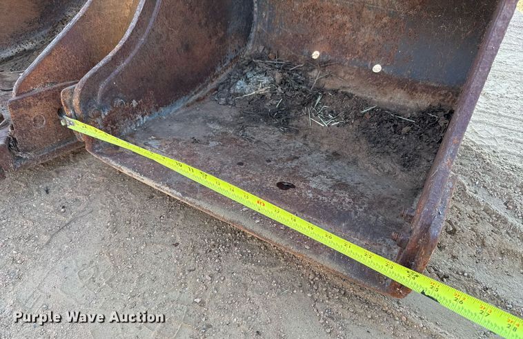 image for item EJ3064 2009 Bobcat 435H mini excavator