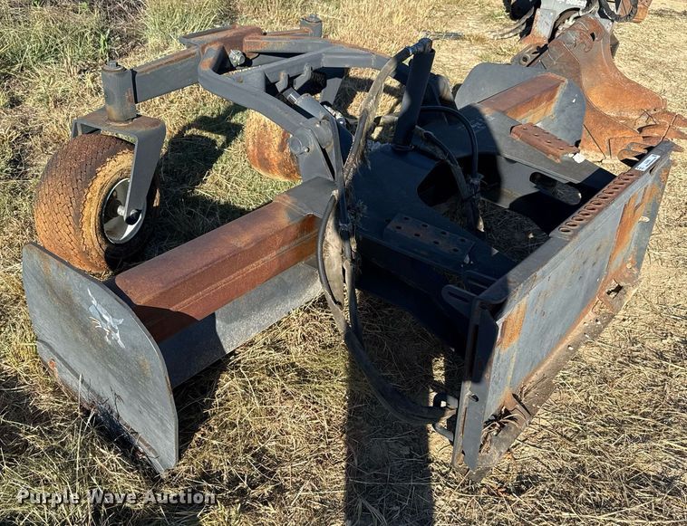 image for item EJ3065 Bobcat Box Blade skid steer box blade