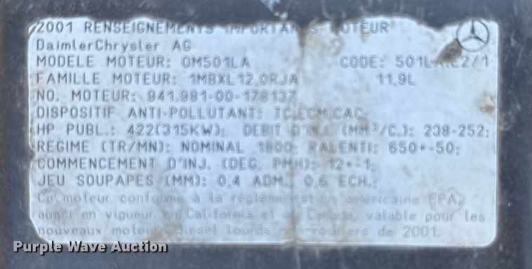 image for item EJ3069 2002 Bell 4206D tractor with scraper