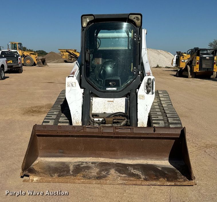 image for item EJ3070 2012 Bobcat T870 tracked skid steer loader