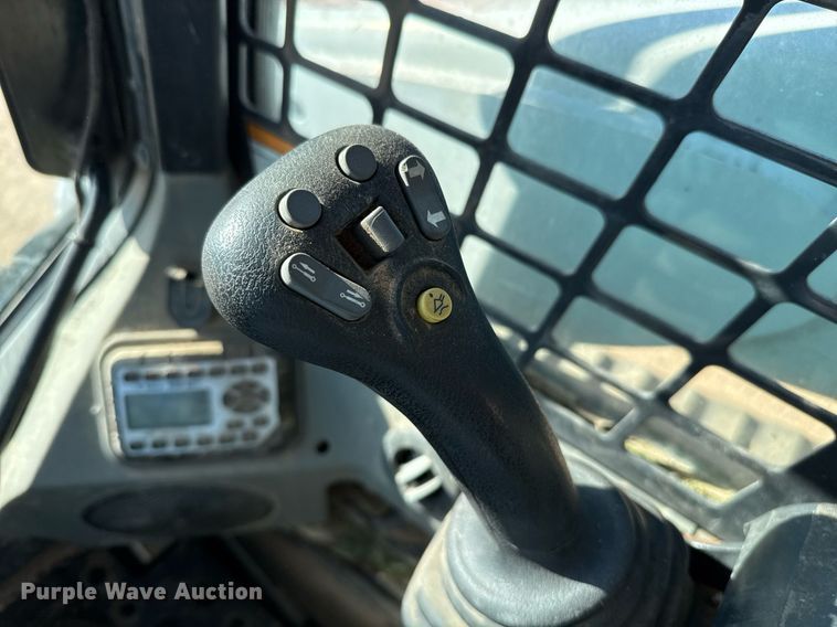 image for item EJ3070 2012 Bobcat T870 tracked skid steer loader