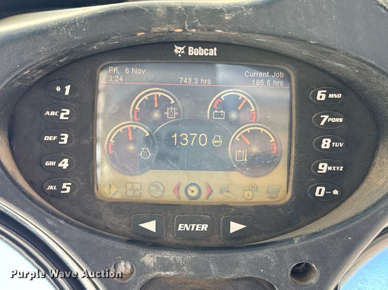 image for item EJ3070 2012 Bobcat T870 tracked skid steer loader