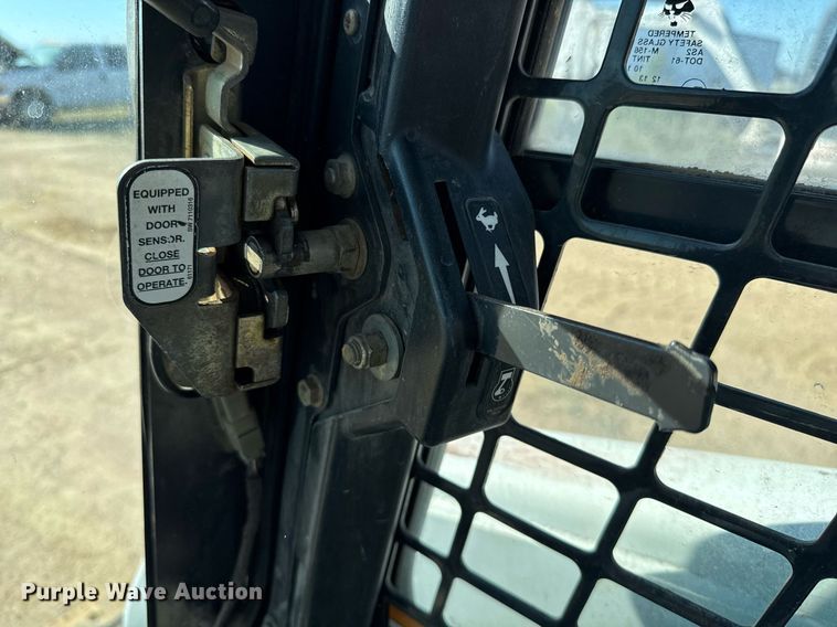 image for item EJ3070 2012 Bobcat T870 tracked skid steer loader