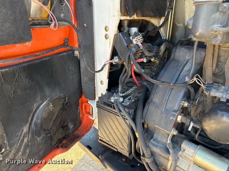 image for item EJ3070 2012 Bobcat T870 tracked skid steer loader