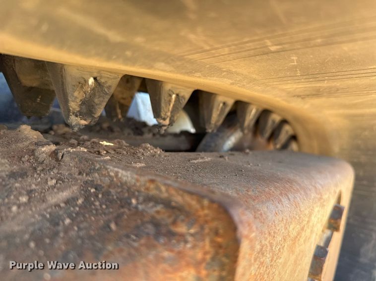 image for item EJ3070 2012 Bobcat T870 tracked skid steer loader