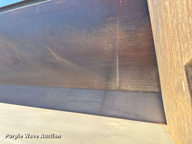 image for item EJ3071 2015 Western Star 4700SF dump truck