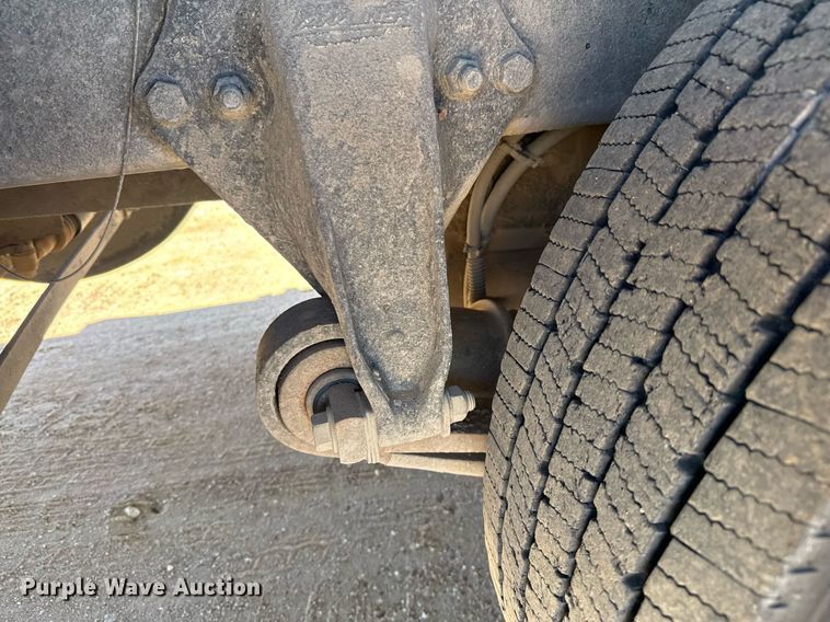 image for item EJ3071 2015 Western Star 4700SF dump truck