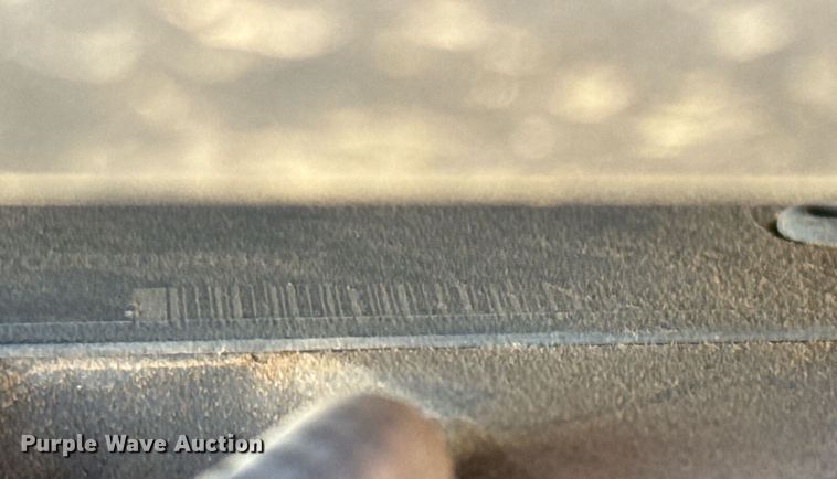 image for item EJ3072 2002 Bobcat 873 skid steer loader