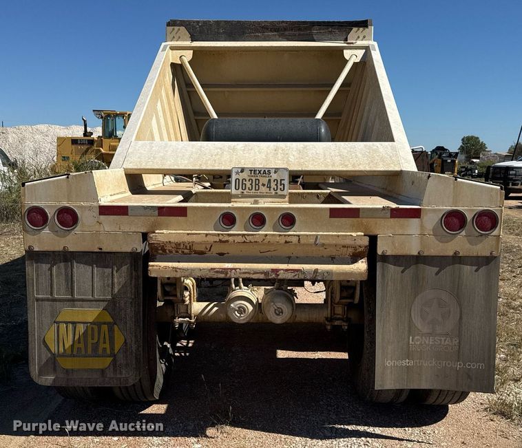 image for item EJ3073 2017 CTS BDT-40 bottom dump trailer