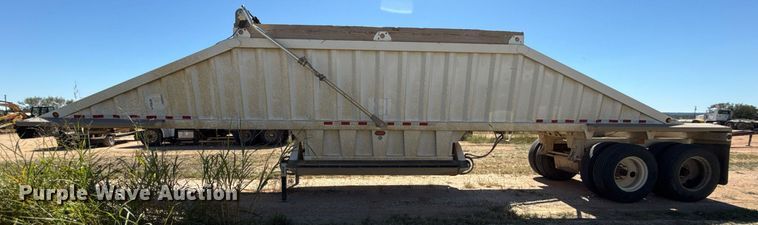 image for item EJ3073 2017 CTS BDT-40 bottom dump trailer