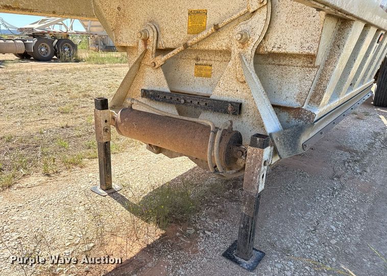 image for item EJ3073 2017 CTS BDT-40 bottom dump trailer
