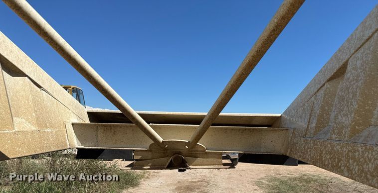 image for item EJ3073 2017 CTS BDT-40 bottom dump trailer