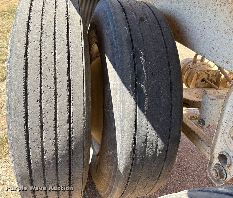 image for item EJ3073 2017 CTS BDT-40 bottom dump trailer