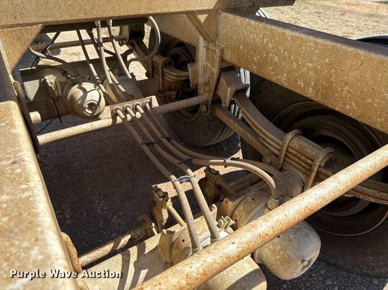 image for item EJ3073 2017 CTS BDT-40 bottom dump trailer