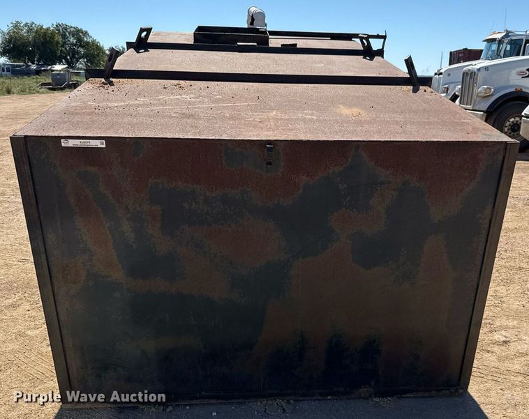 image for item EJ3074 Shop built water tank 