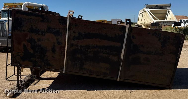 image for item EJ3074 Shop built water tank 