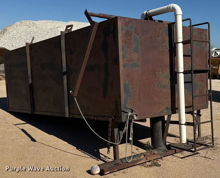 image for item EJ3074 Shop built water tank 