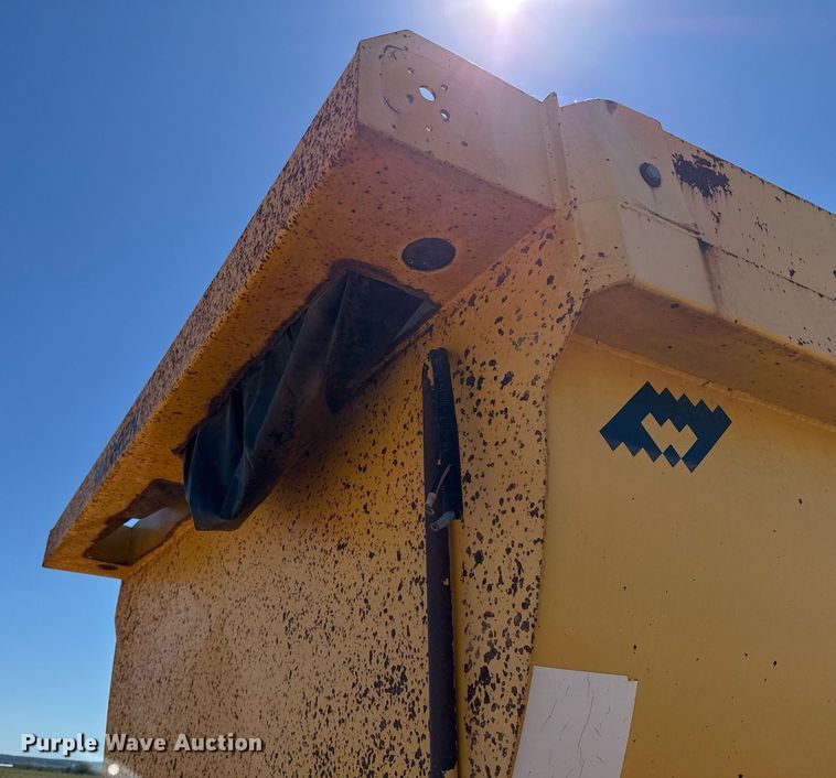 image for item EJ3078 2013 Warren end dump pup trailer