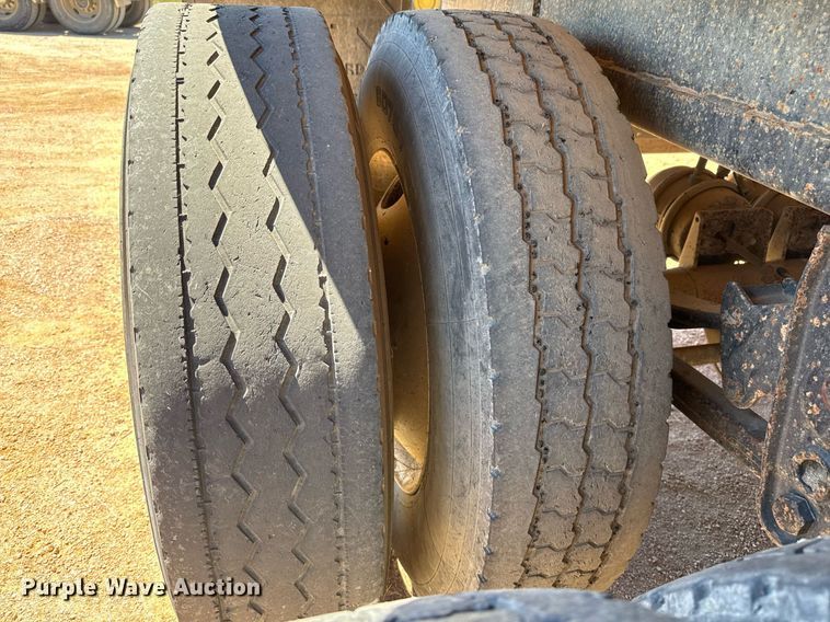 image for item EJ3078 2013 Warren end dump pup trailer