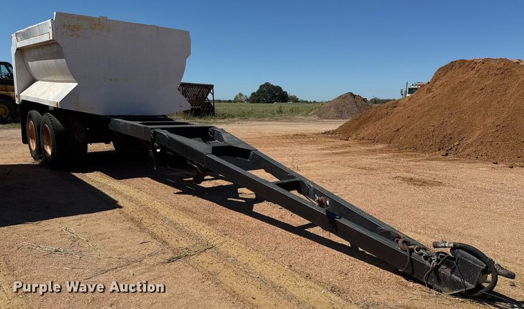 image for item EJ3079 2002 SEI end dump pup trailer