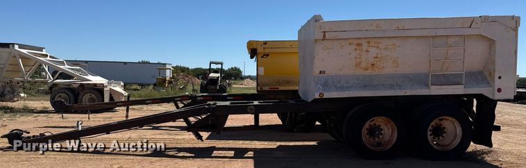 image for item EJ3079 2002 SEI end dump pup trailer