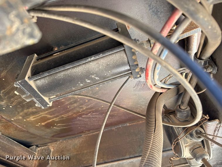 image for item EJ3079 2002 SEI end dump pup trailer