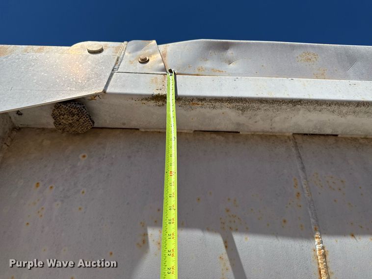 image for item EJ3079 2002 SEI end dump pup trailer