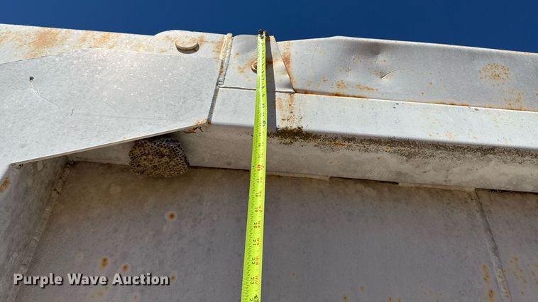 image for item EJ3079 2002 SEI end dump pup trailer