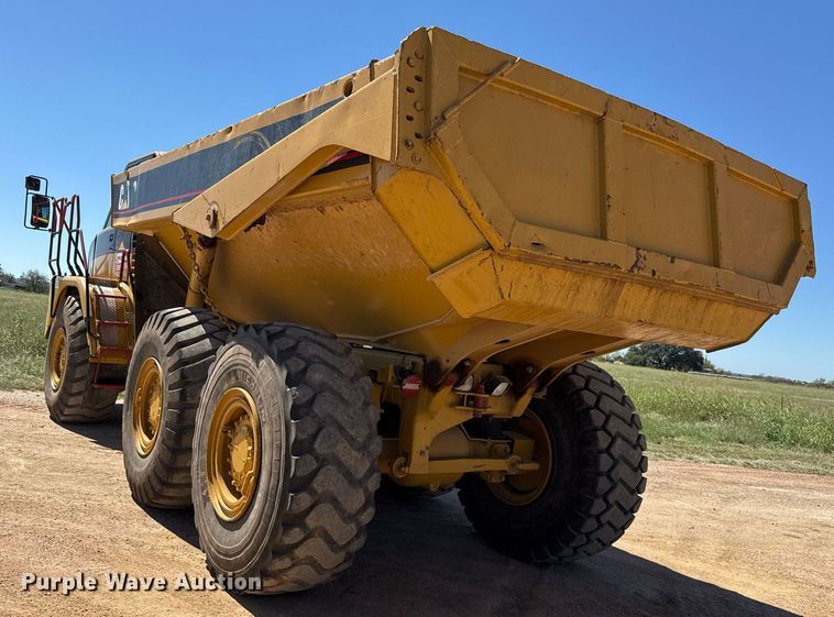 image for item EJ3080 2005 Caterpillar CAT 730 haul truck