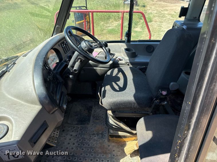 image for item EJ3080 2005 Caterpillar CAT 730 haul truck