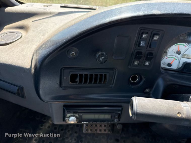 image for item EJ3080 2005 Caterpillar CAT 730 haul truck