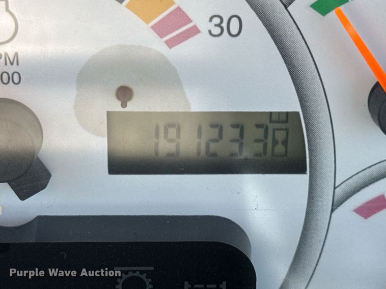 image for item EJ3080 2005 Caterpillar CAT 730 haul truck