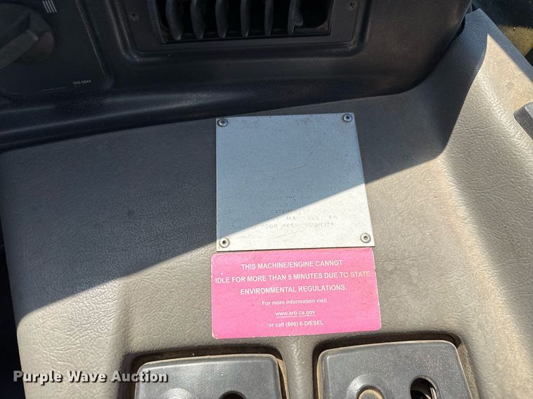 image for item EJ3080 2005 Caterpillar CAT 730 haul truck