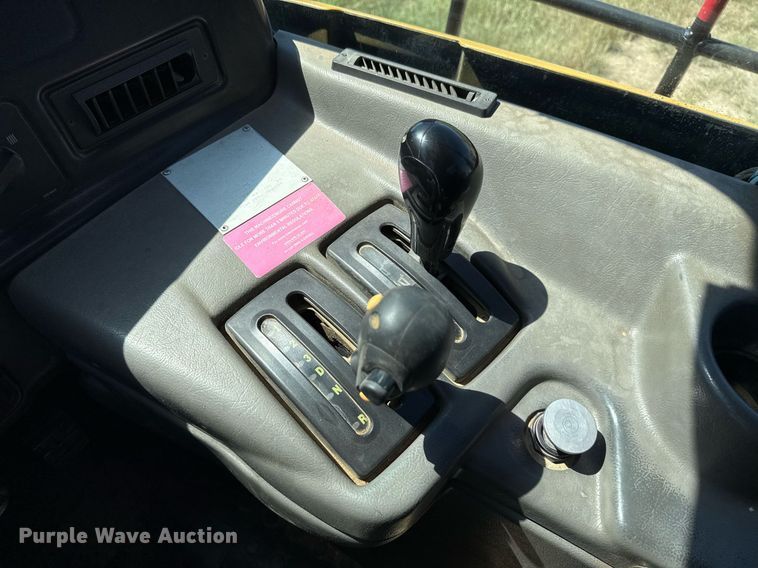 image for item EJ3080 2005 Caterpillar CAT 730 haul truck