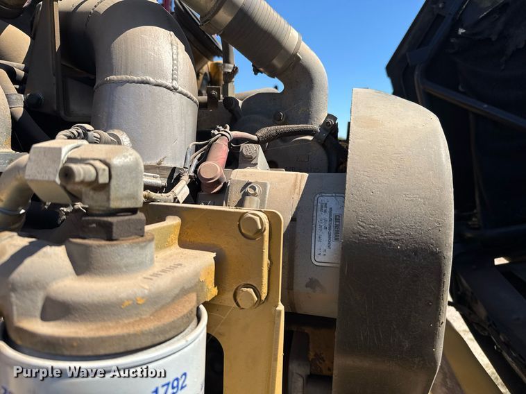 image for item EJ3080 2005 Caterpillar CAT 730 haul truck