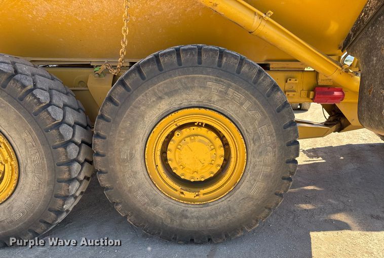 image for item EJ3080 2005 Caterpillar CAT 730 haul truck