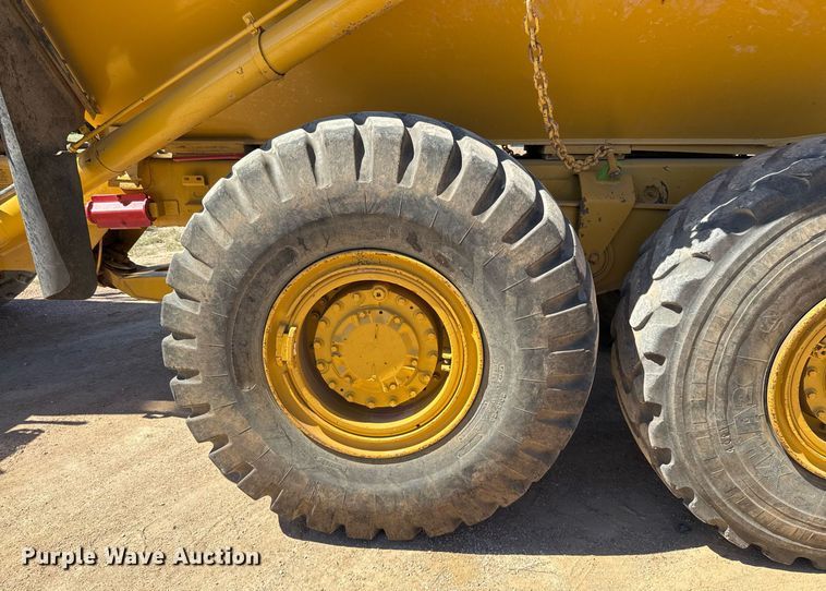 image for item EJ3080 2005 Caterpillar CAT 730 haul truck